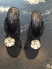 Authentique Escarpins Sandales Soie Noir Fleurs Strass Valentino 37,5 Tbe