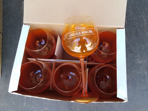 Grands verres pieds rhum - 6,