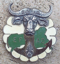 E.F.A.O, BOUAR, tête de buffle, ancre dorée, flamme argent