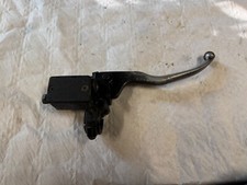 MAITRE CYLINDRE AVANT -