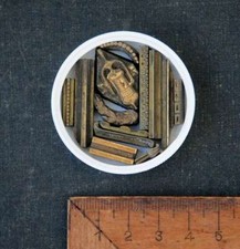 Lot de fers à dorer plaque