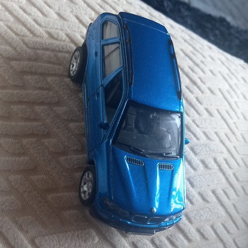 Welly voiture miniature - voiture,