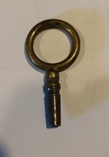 ancienne clé montre ou pendulette