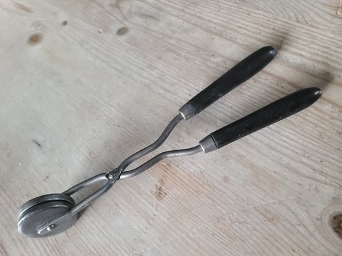 Fer friser ancien - à,