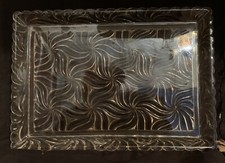 plat en cristal de baccarat