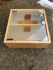 petite armoire a pharmacie en bois ( bambou)