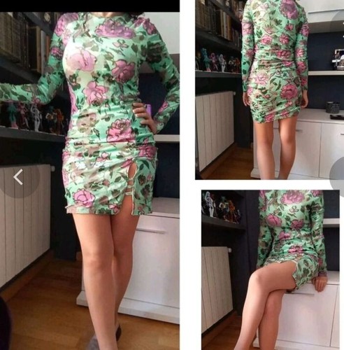 Robe moulante verte fleurs - , a