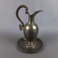 Théière Et Plat En Étain De