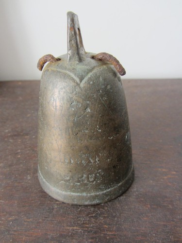 Cloche bronze aliran - cloche, puy