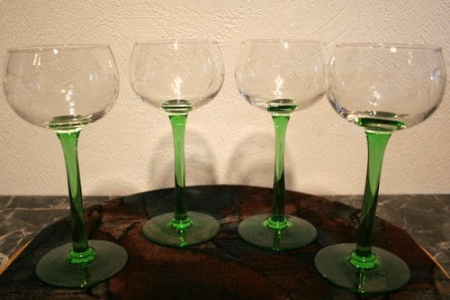 Lot anciens verres à vin - 4,
