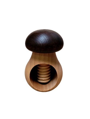 Casse noix bois de - 1,