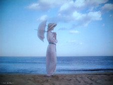 Carte Postale Géante   DAVID  HAMILTON   24x32cm  Photo  Femme  Woman  Plage