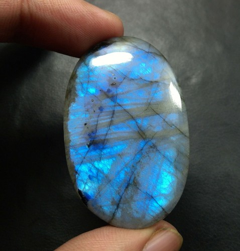 Cabochon ovale pierre