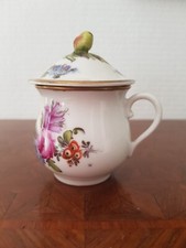 PREMIER POT A JUS PORCELAINE DECOR FLORAL MARQUE EPEES CROISEES MEISSEN?SAMSON?