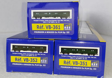 REE  - 3  Fourgons à bogies
