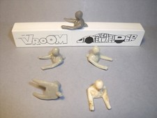 JOUEF CIRCUIT ROUTIER SLOT  5 PILOTES  JAGUAR  MERCEDES  VROOM  FIGURINES