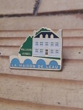 Pin's Pins Pin Enamel Ville France La Maison De L'EAU Vendée "MALLIEVRE" 
