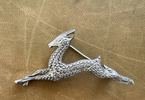 Broche facetta argenté motif - broche,