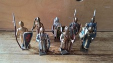 Cbg 8 Soldats anciens en pomb
