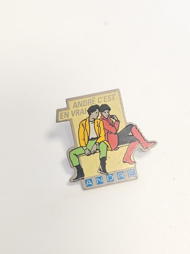 Pin rétro ancien - pin's,