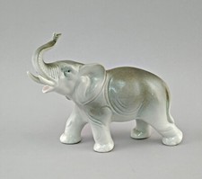 A-9440156 Figurine En Porcelaine Éléphant 20x9x15cm