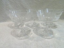 5 coupes à champagne cristal Baccarat ? variante Nancy crystal champagne cups
