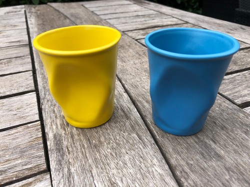Lot tasses froissées à - 2,