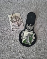 Insigne / pucelle 121 RT