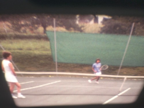 Anne fait tennis - fait, (1980)