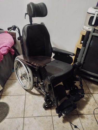 Fauteuil roulant invacare