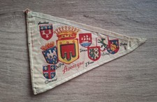 ANCIEN FANION TOURISTIQUE