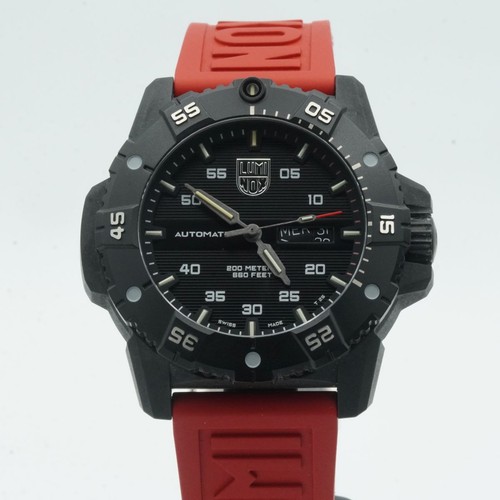 Luminox master carbon - carbon, seal