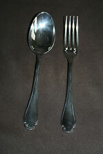 Couvert ancien en métal