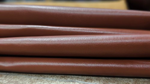 Neuf brun véritable - brun, cuir