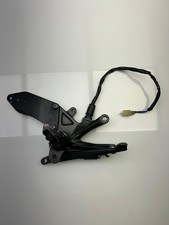 Platine avant droite avec pédale de frein Kawasaki ZX10R 2008 - 2010