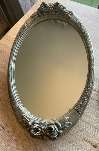Miroir décoratif ovale