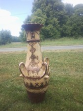 deux grande potiche en terr cuite style kabile 