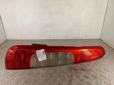 Feu arriere principal gauche