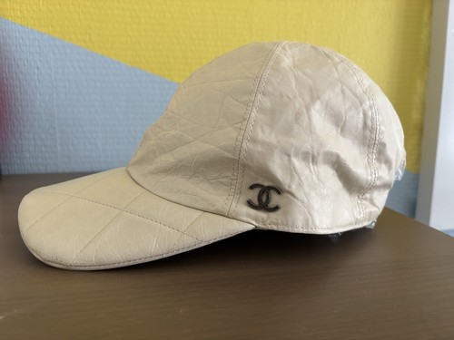 Chanel casquette en cuir - chanel,