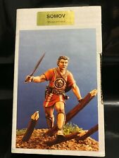 FIGURINE A MONTER ET A PEINDRE