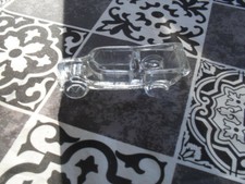 Ancienne salière en verre Portieux..VOITURE .TACOT 