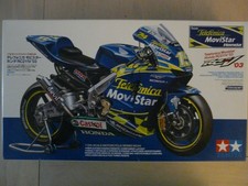 Maquette Moto 1/12 TAMIYA Ref 14094 Telefonica MovisStar Honda RCV211V "03"  + p