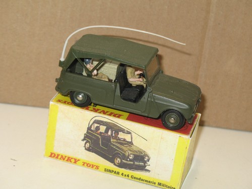 Dinky toys renault militaire - toys,
