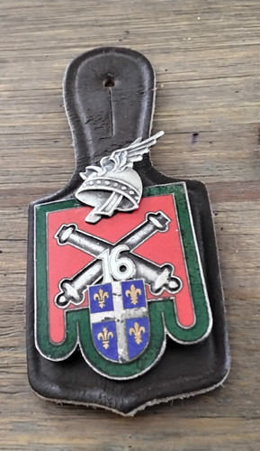Insigne pucelle militaire - insigne,