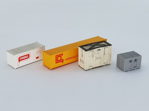Lot 4 containers pour - lot,
