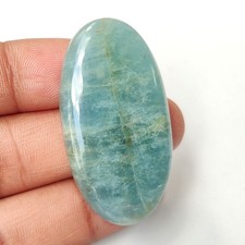 Cabochon forme ovale pierre