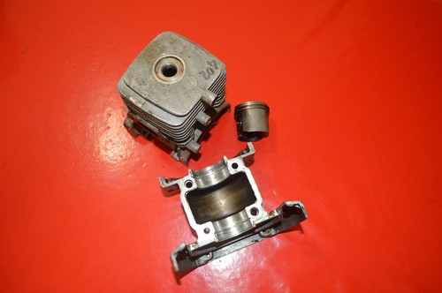 Cylindre piston carter - +,