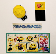 VQ266A Coccinelle Jaune + Carton/BPZ Kinder Surprise Italie Jouets 2024/25