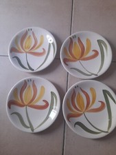 LOT DE 4 ASSIETTES LONGCHAMP