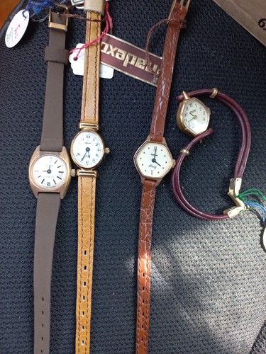 Lot montres neuves - 4,